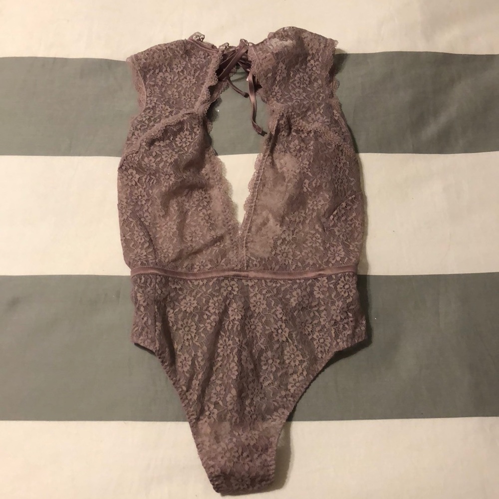 Victoria’s Secret lavender teddy. XS BNWT